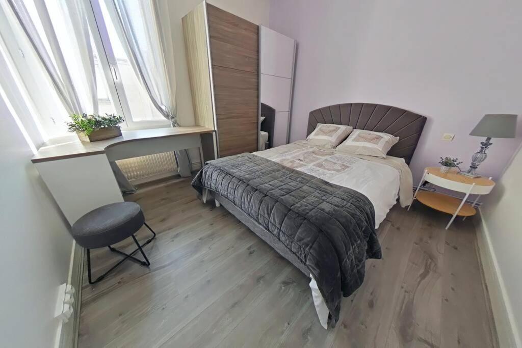Place D'Erlon 70 - Appartement Tres Lumineux Реймс Экстерьер фото